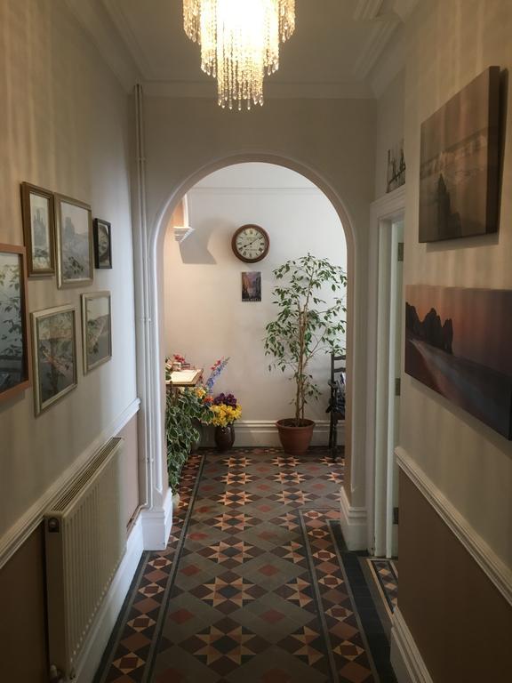 Rivendell Guest House Суонидж Экстерьер фото
